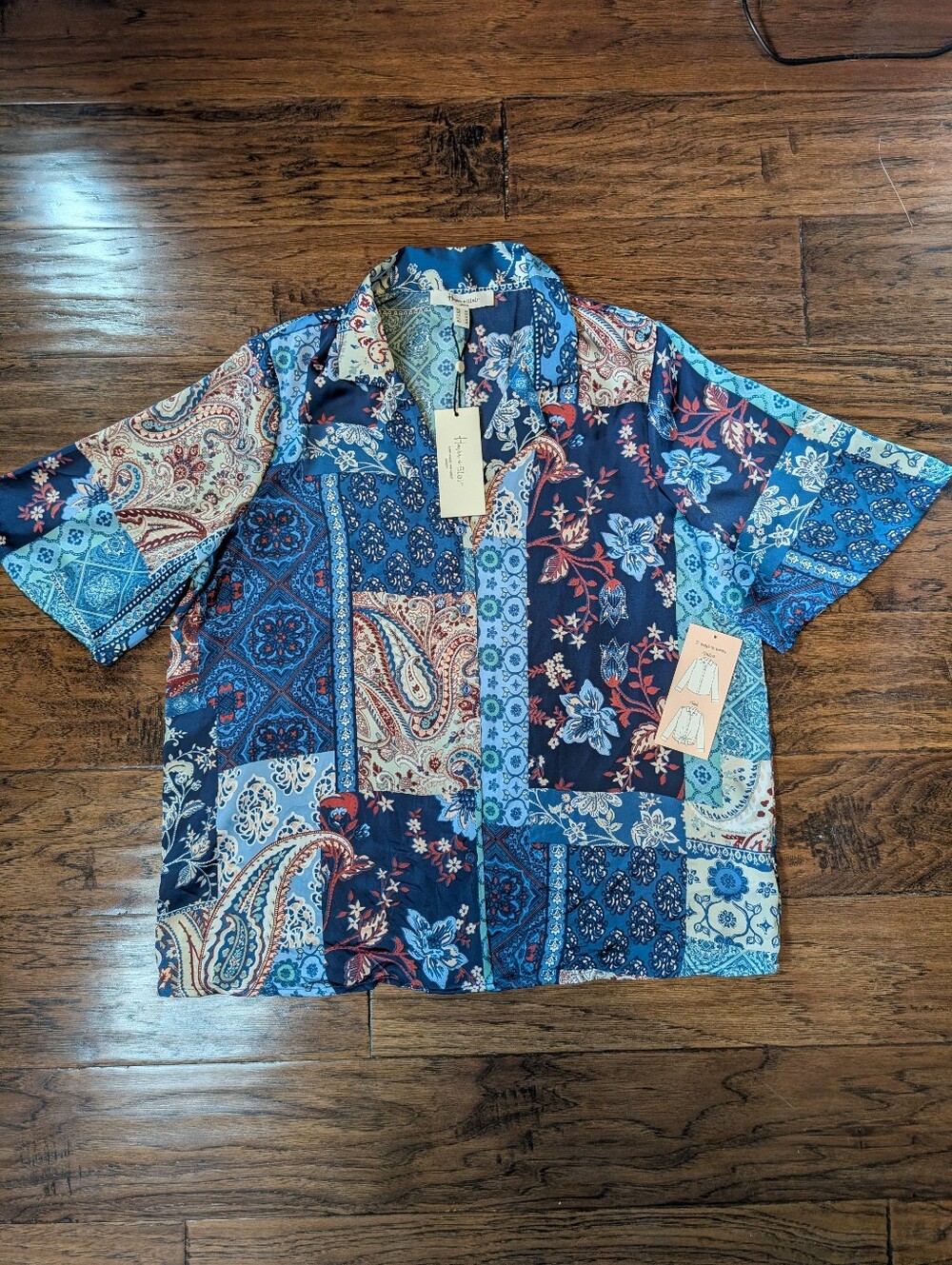 Haver & Blair Satin Patchwork Button Up Blouse Size Medium NWT